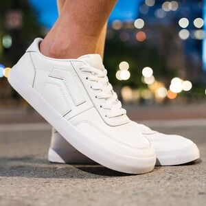 Splay 101 Whiteout Mens Sz 10 Barefoot Minimalist Low Top Leather Sneakers White